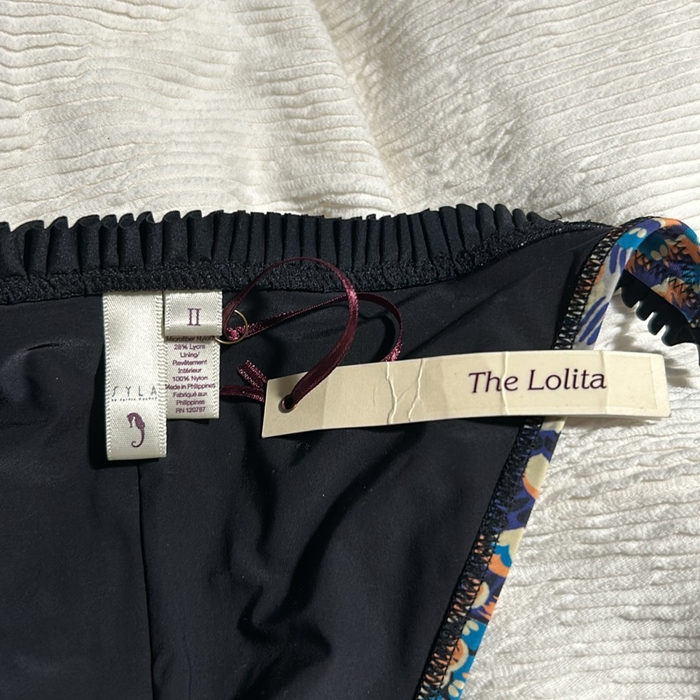 SYLA/The Lolita String Bikini Set - Picture 7 of 9